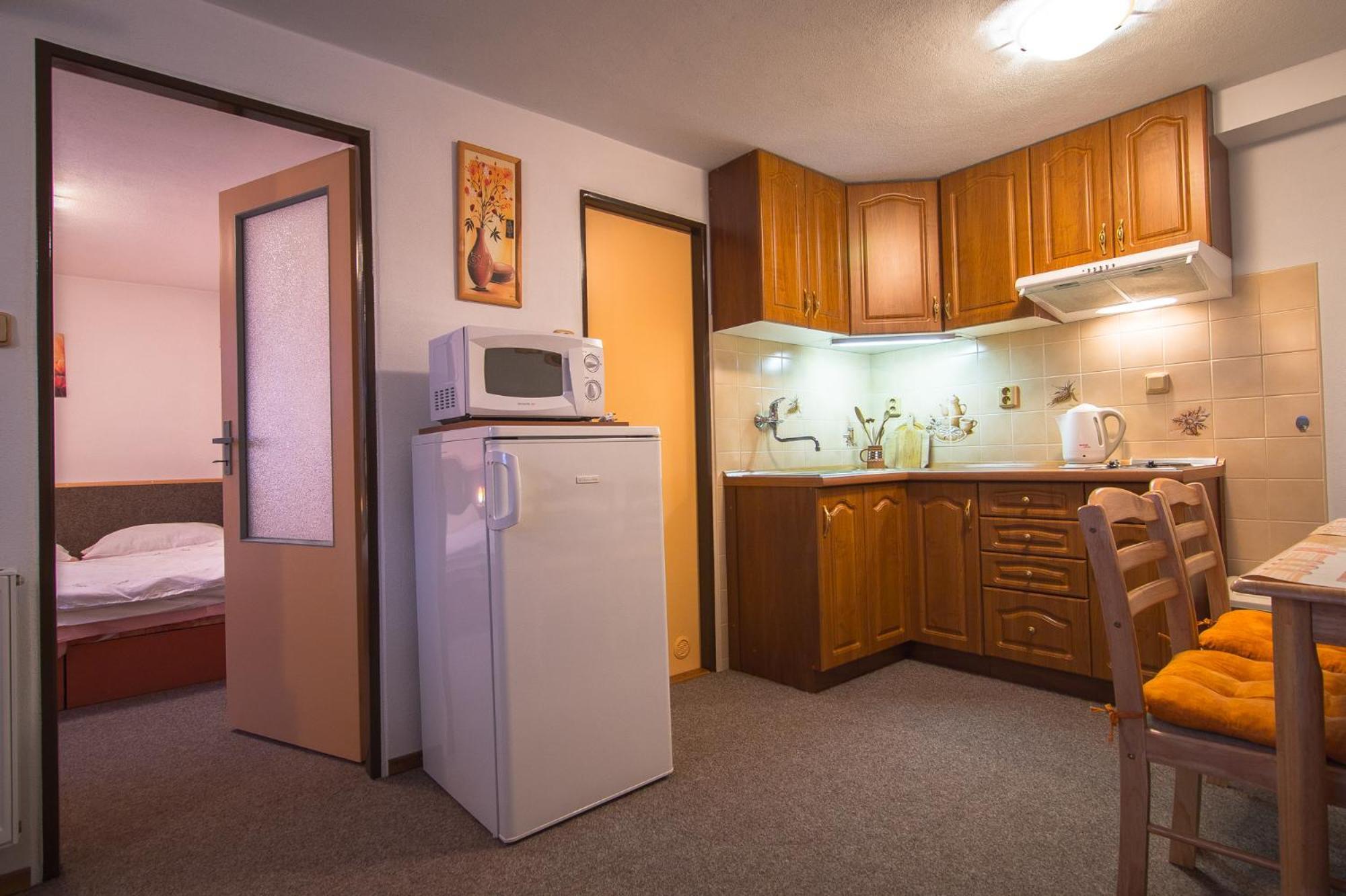 Apartma Gabriela โรกีนีซ นัด ยีเซอโร ภายนอก รูปภาพ